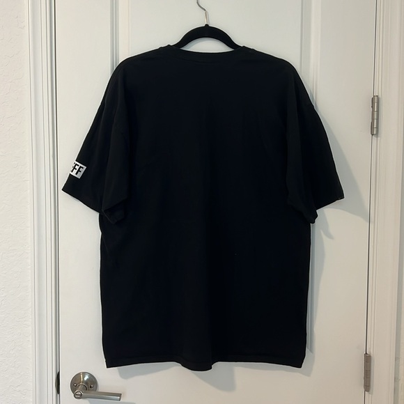 Neff x Mickey Mouse Peek Pocket Disney Collab Black T-Shirt Size XL - Picture 3 of 8